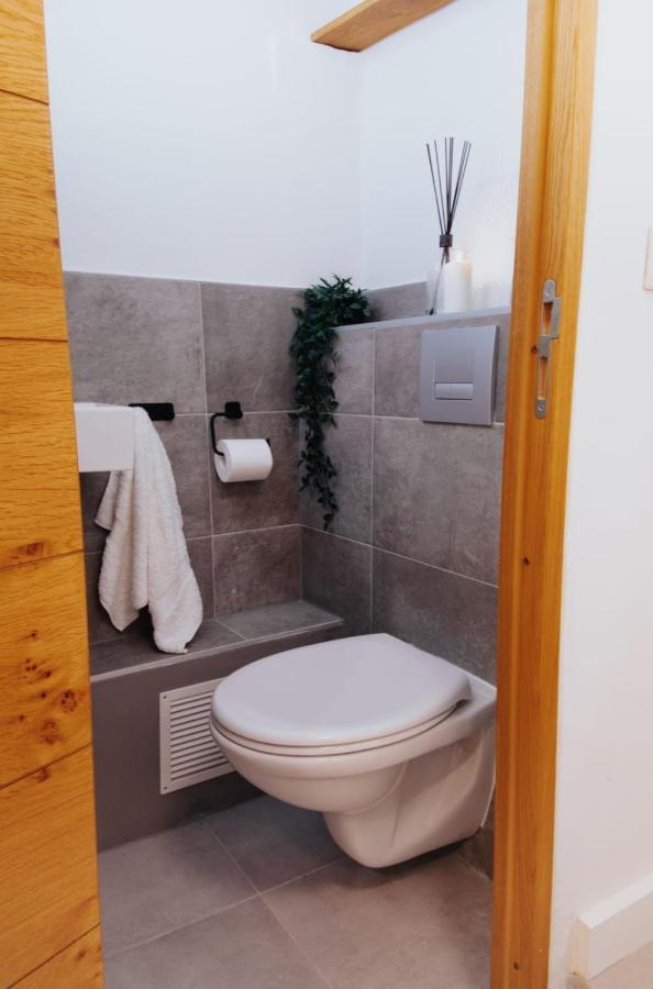 Appartement Perfect Family-Oriented And Renovated Townhouse In The Old Antibes Extérieur photo