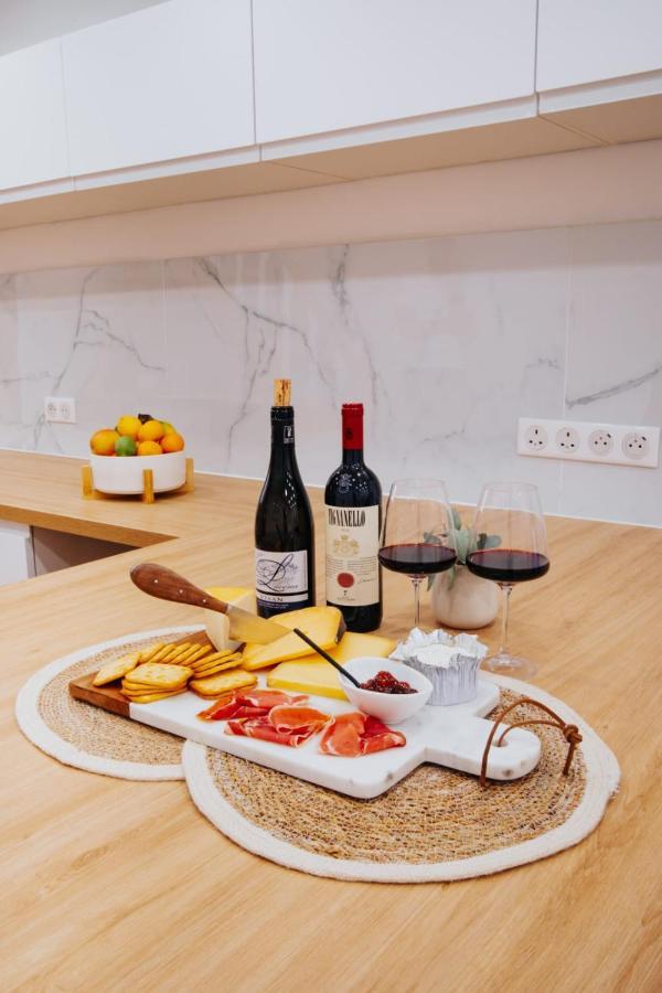 Appartement Perfect Family-Oriented And Renovated Townhouse In The Old Antibes Extérieur photo